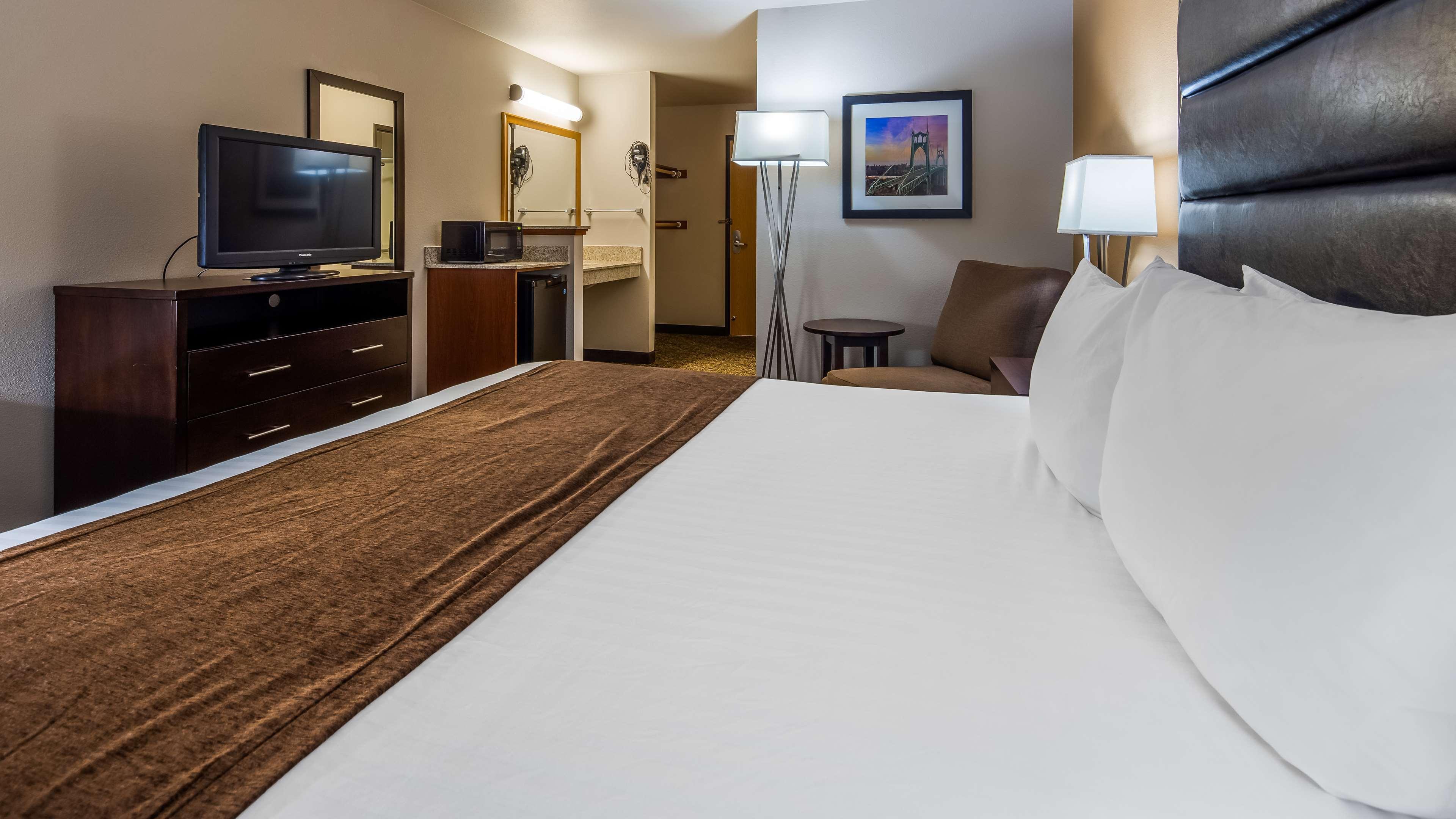 Best Western Oak Meadows Inn Сейнт Хелънс Екстериор снимка
