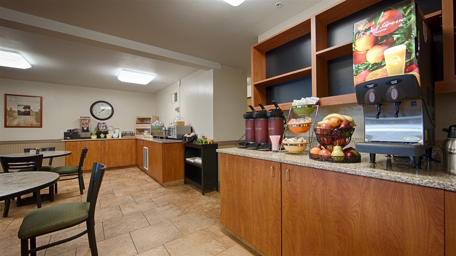 Best Western Oak Meadows Inn Сейнт Хелънс Екстериор снимка
