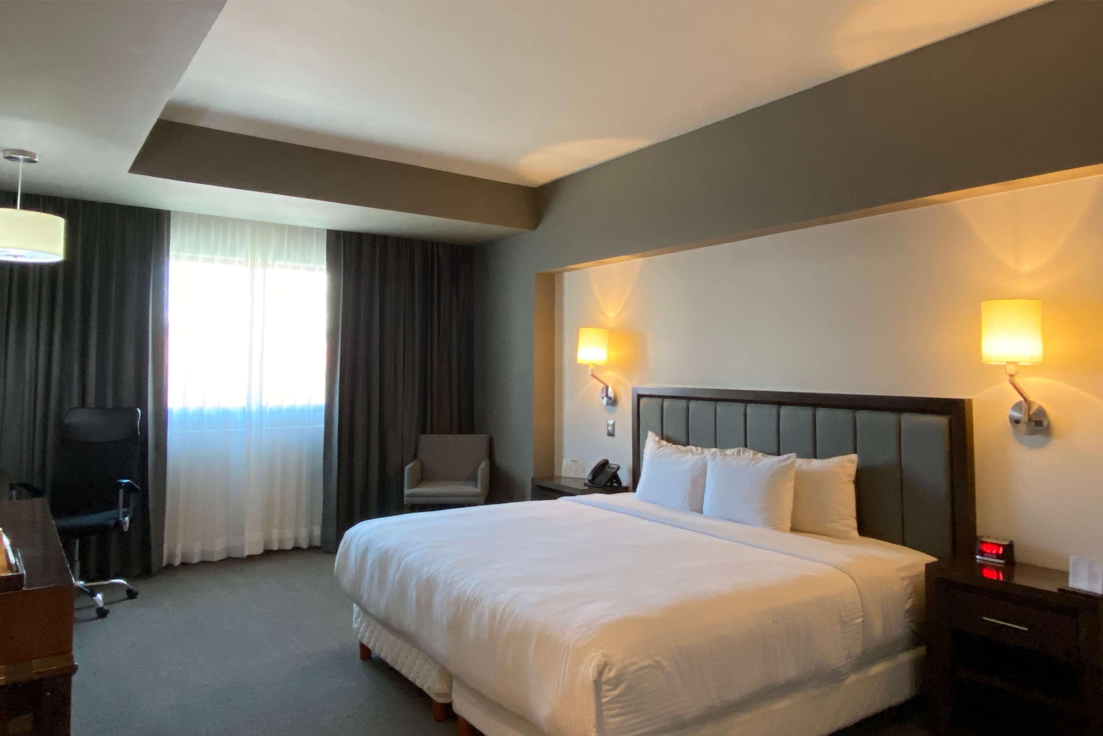Best Western Oak Meadows Inn Сейнт Хелънс Екстериор снимка