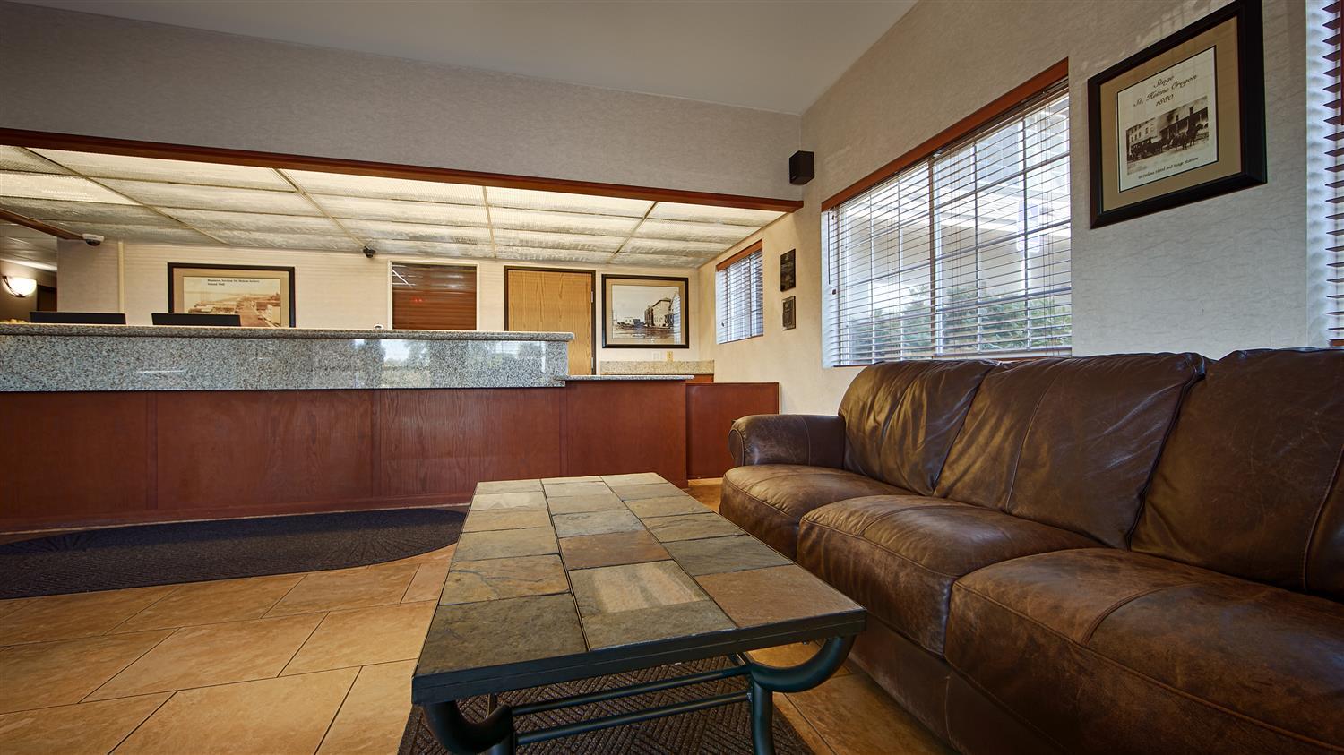 Best Western Oak Meadows Inn Сейнт Хелънс Екстериор снимка