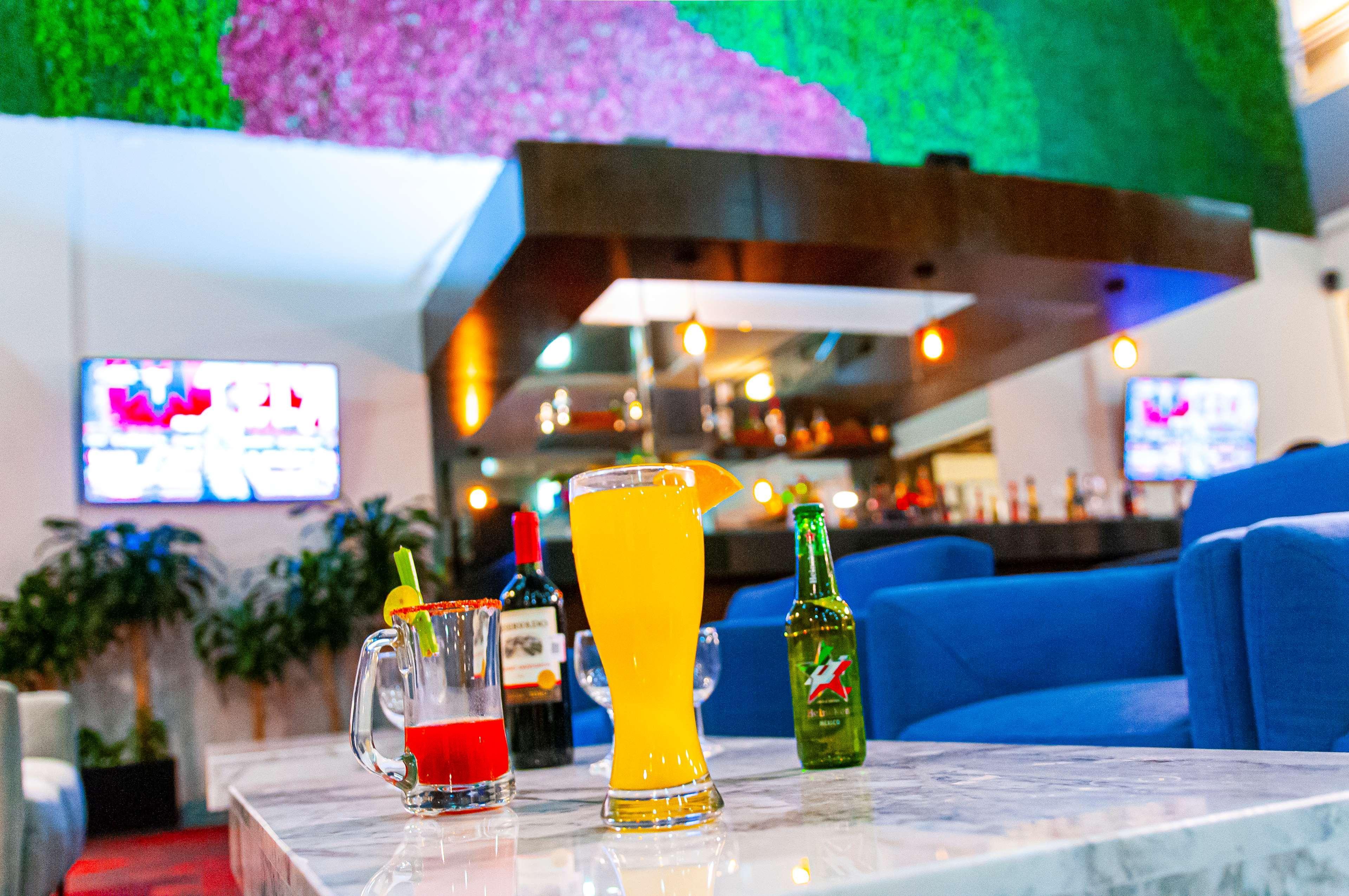 Best Western Oak Meadows Inn Сейнт Хелънс Екстериор снимка