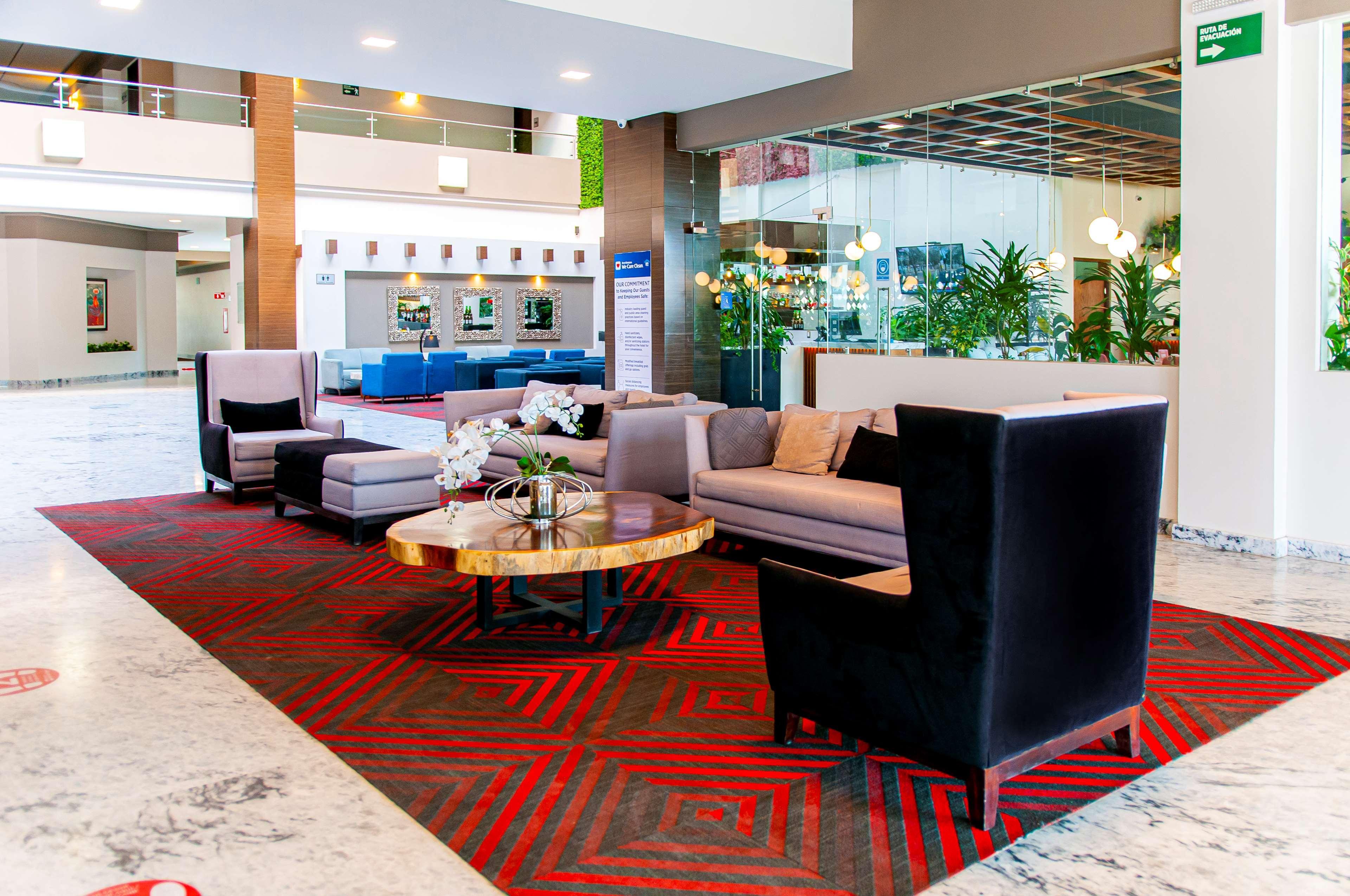 Best Western Oak Meadows Inn Сейнт Хелънс Екстериор снимка