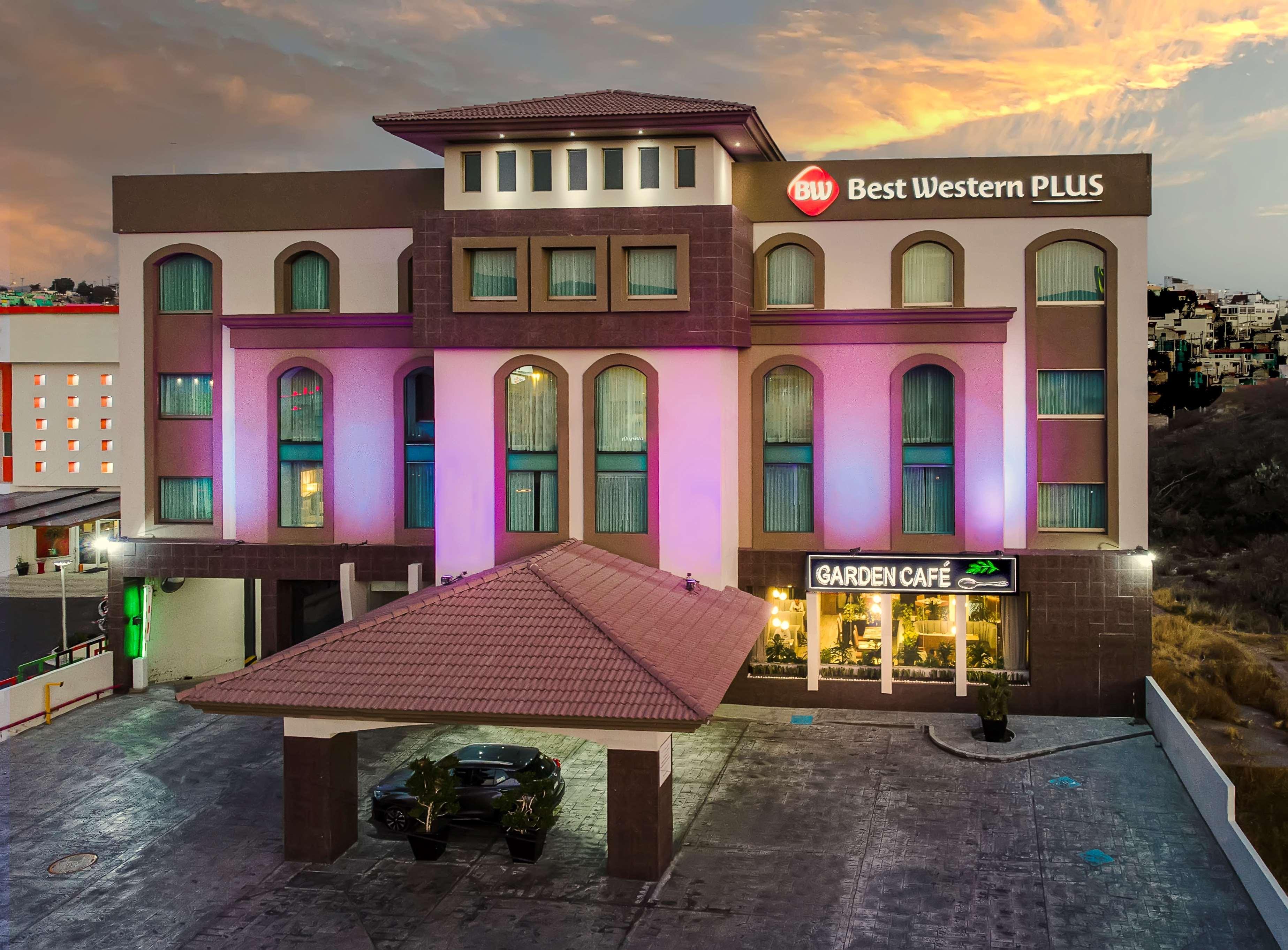 Best Western Oak Meadows Inn Сейнт Хелънс Екстериор снимка