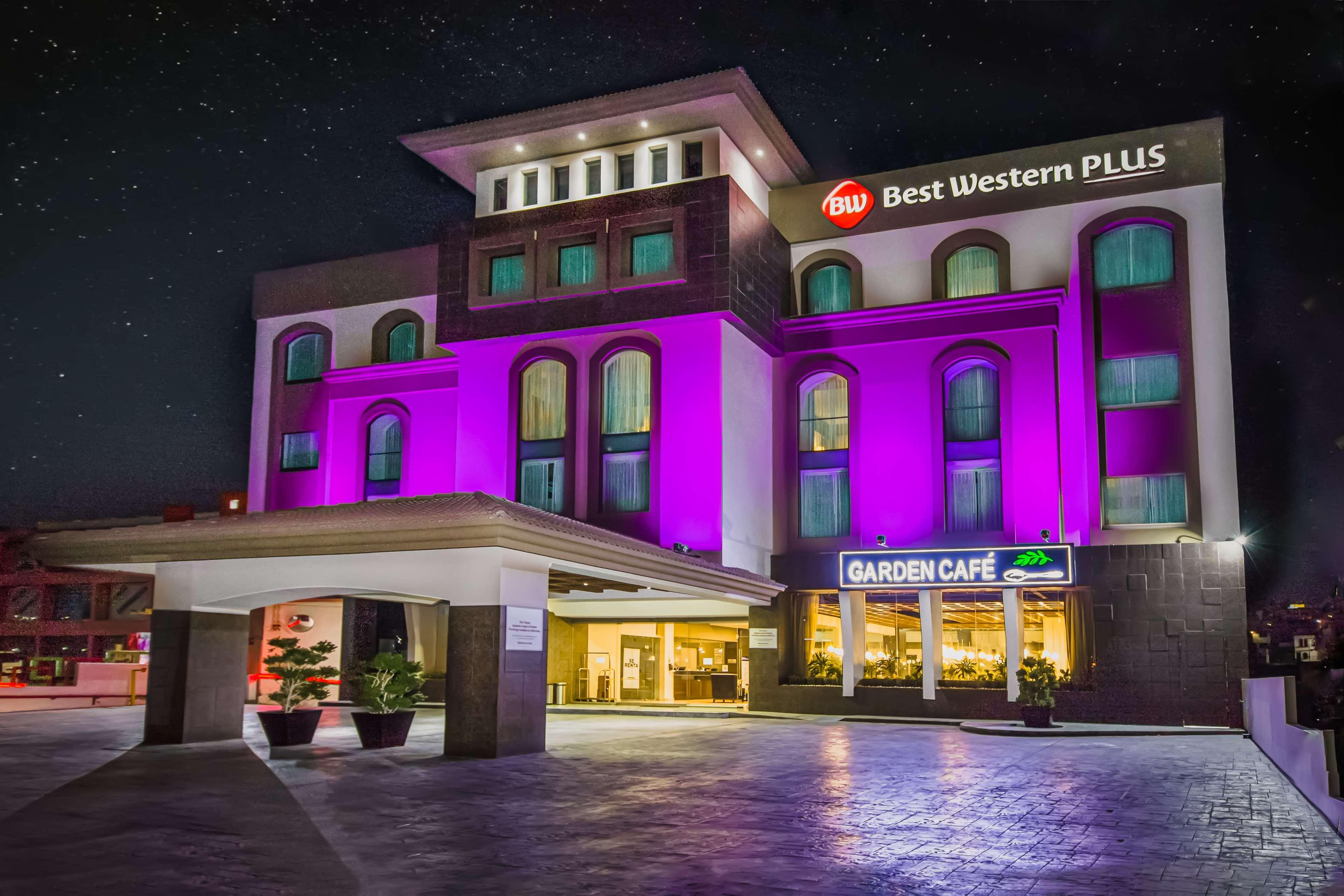 Best Western Oak Meadows Inn Сейнт Хелънс Екстериор снимка