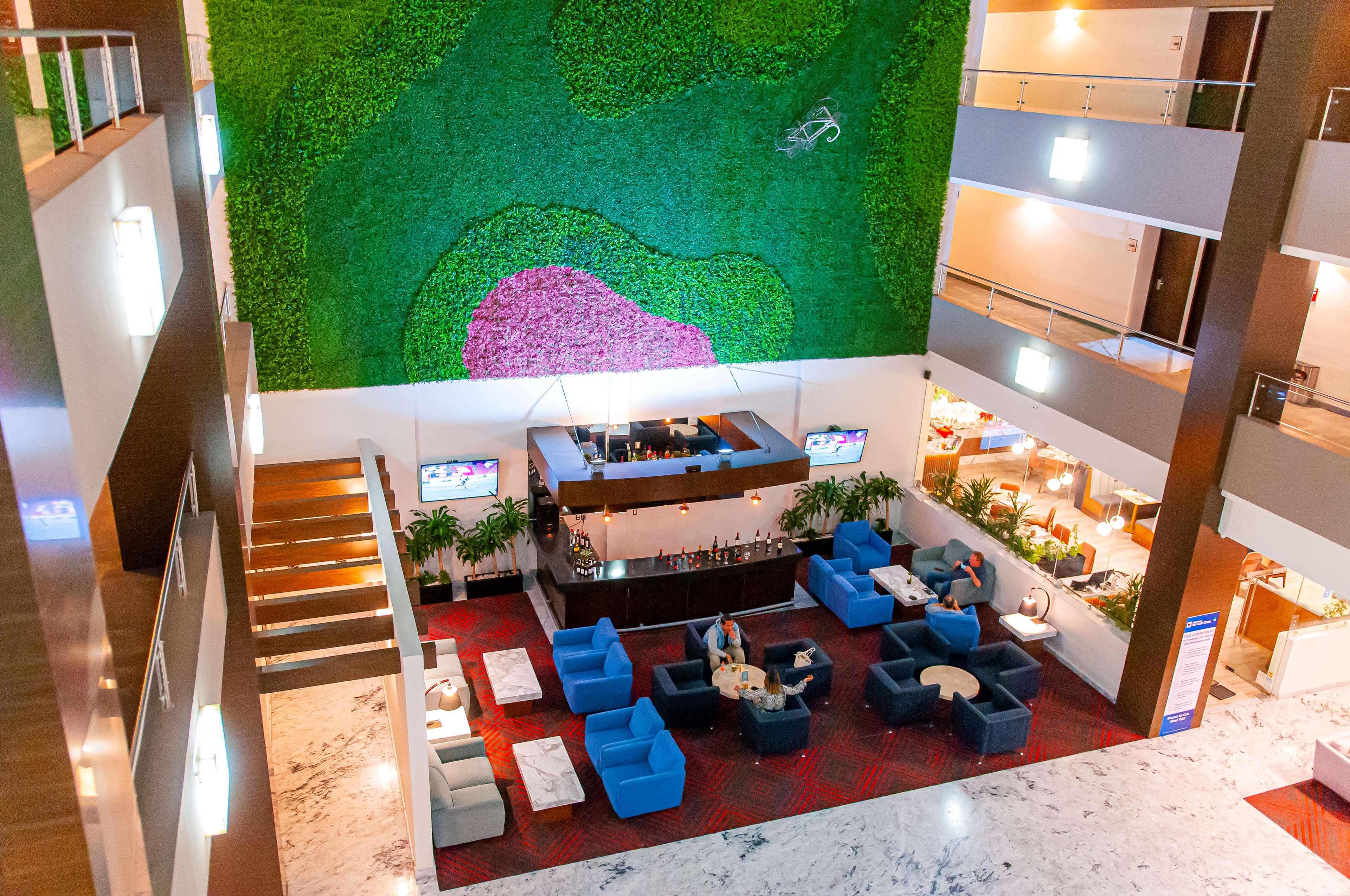 Best Western Oak Meadows Inn Сейнт Хелънс Екстериор снимка