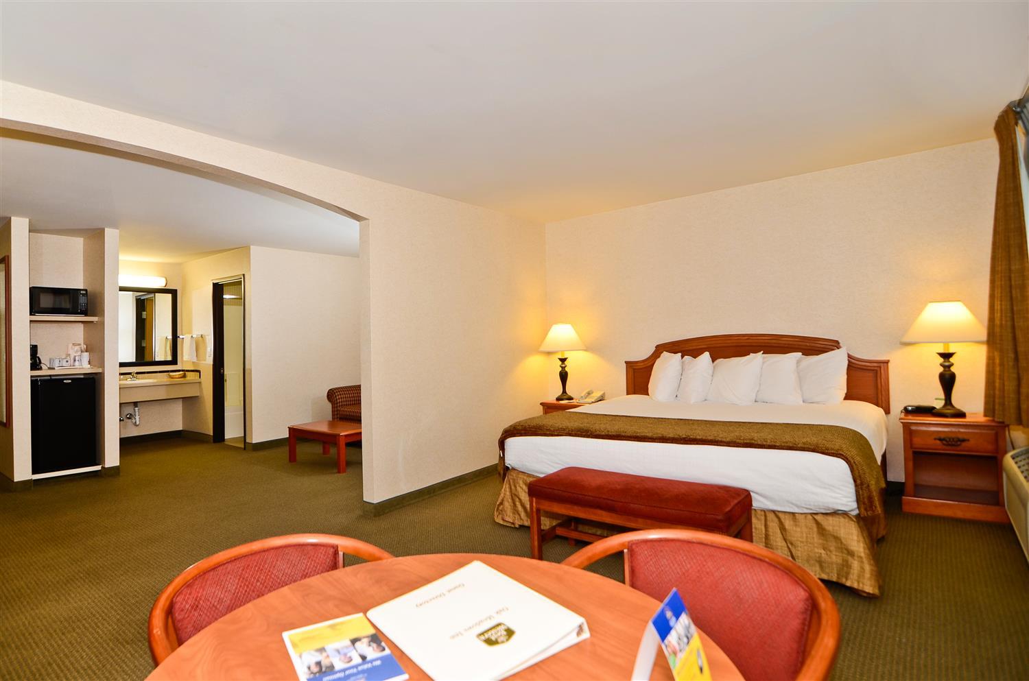Best Western Oak Meadows Inn Сейнт Хелънс Екстериор снимка