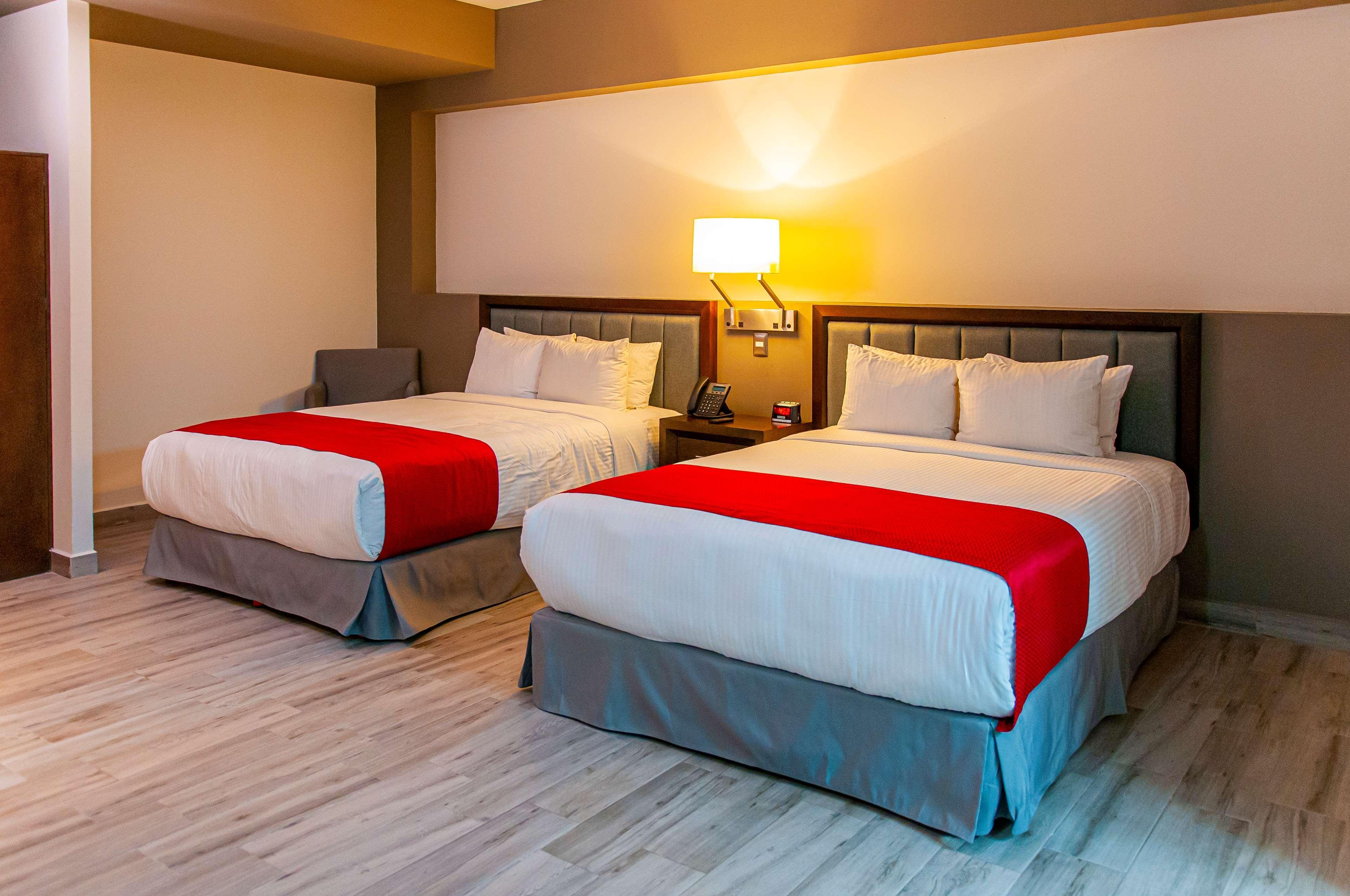 Best Western Oak Meadows Inn Сейнт Хелънс Екстериор снимка