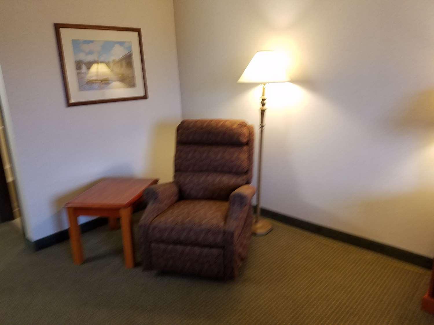 Best Western Oak Meadows Inn Сейнт Хелънс Екстериор снимка